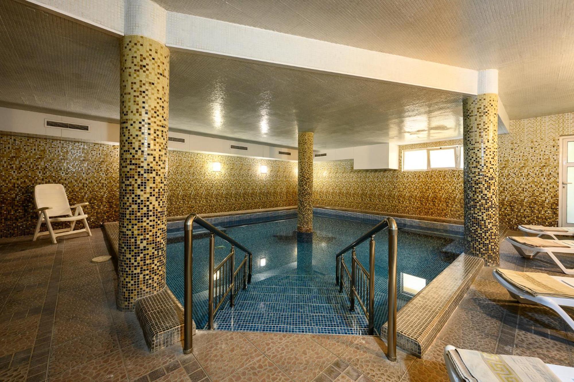 Spa Hotel Holiday Velingrad Exteriör bild