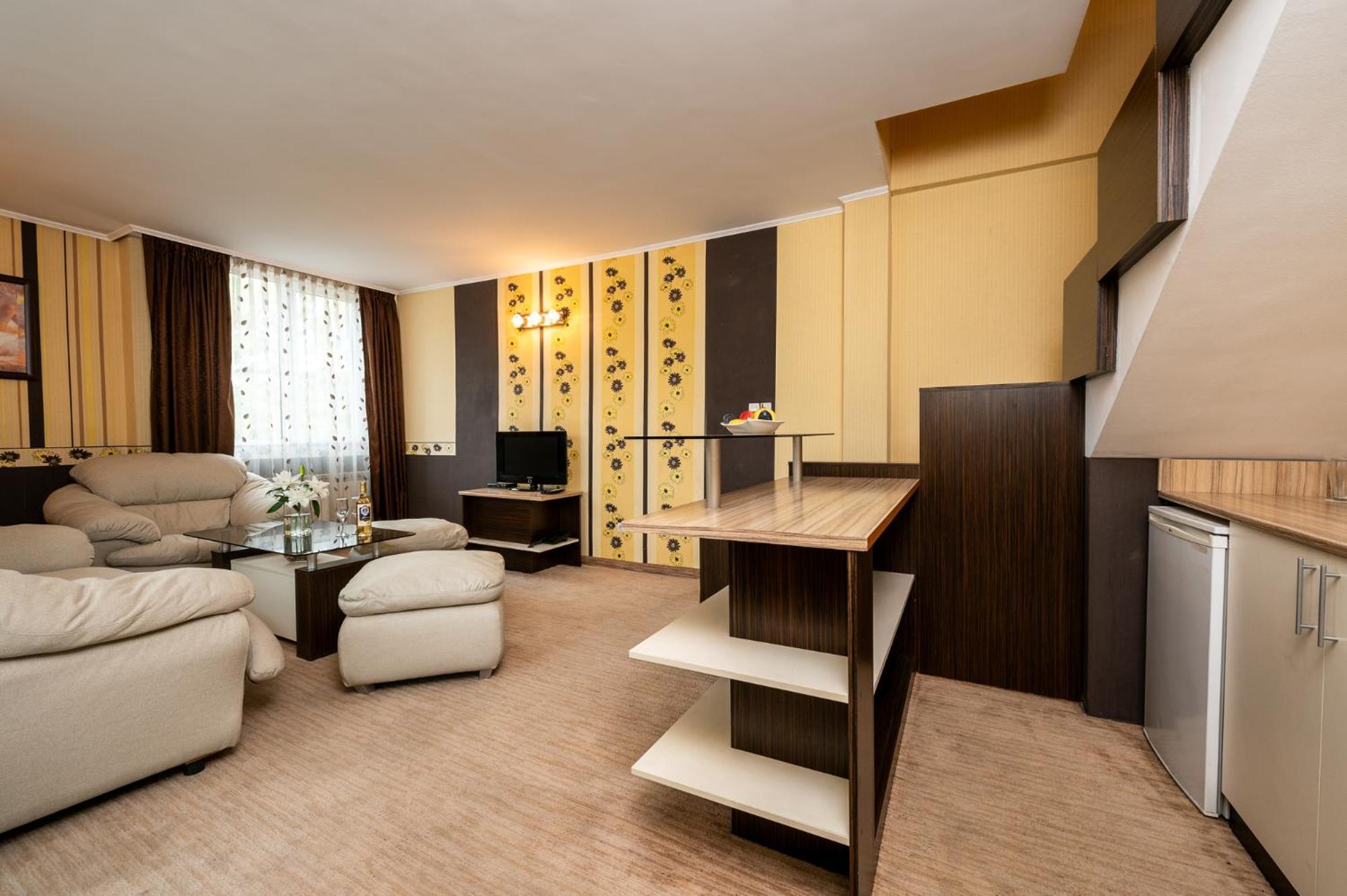 Spa Hotel Holiday Velingrad Exteriör bild